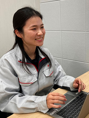 極東開発工業　中島千鶴さん